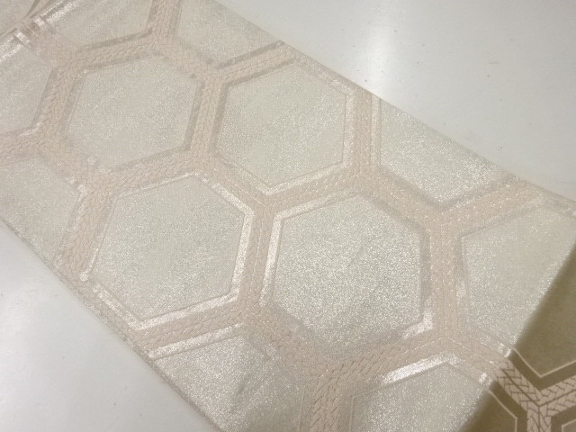 リサイクル　亀甲繋ぎ模様織出し袋帯